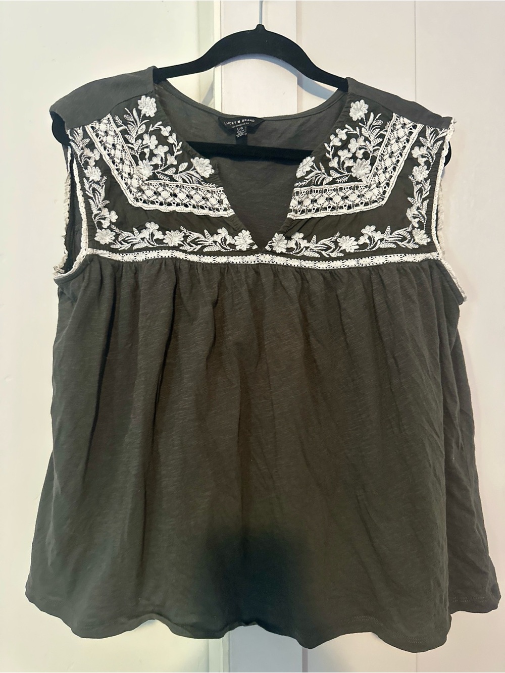 Lucky Brand Sleeveless Embroidered Tank